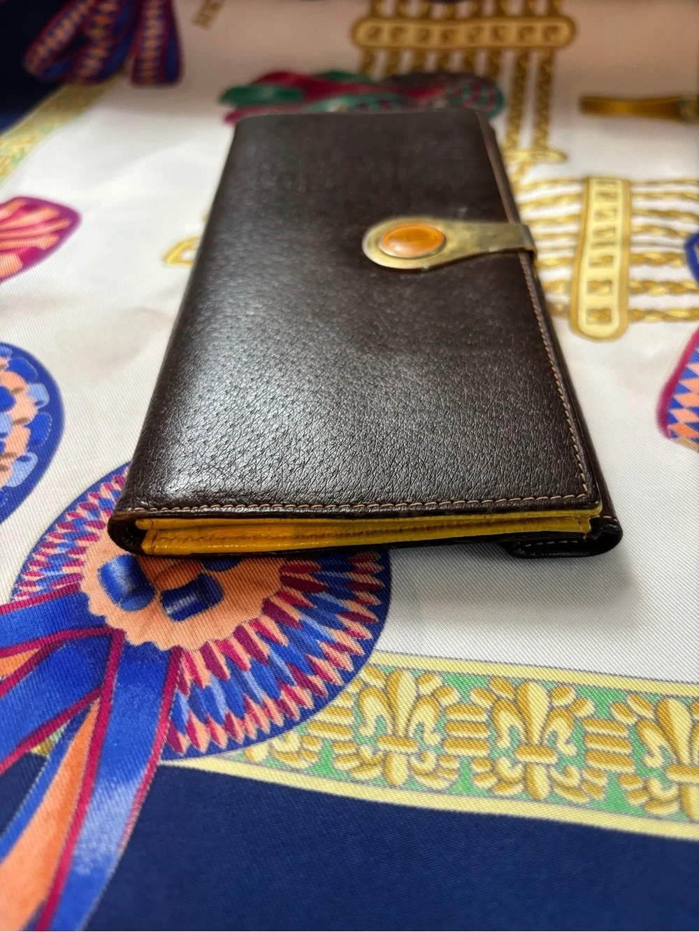 Rare Vintage GUCCI Leather Continental Wallet - Teardrop Clasp - Rich Mahogany
